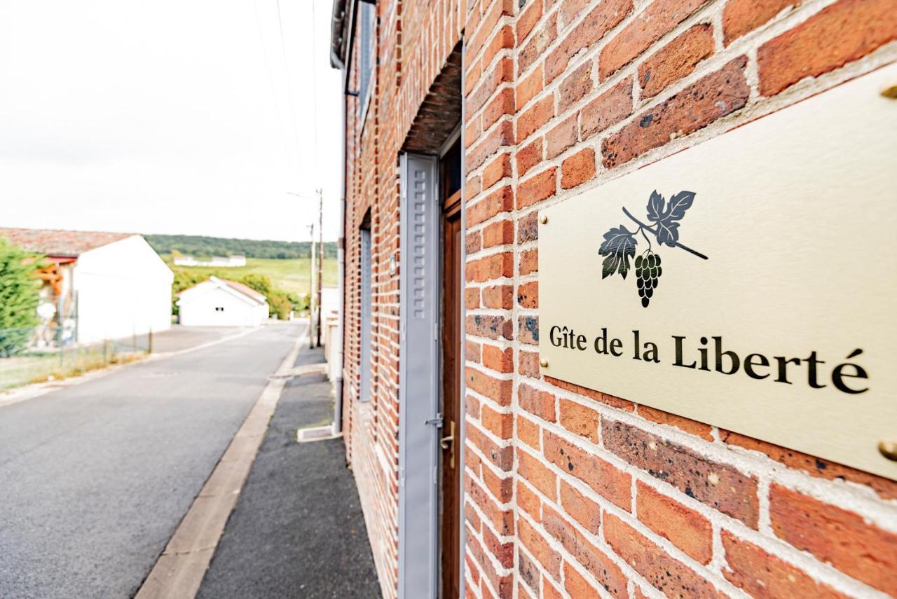 Gite De La Liberte Вине Экстерьер фото